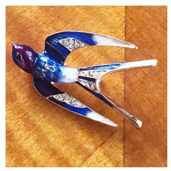 New Bluebird Brooch - Picture 5 of 8